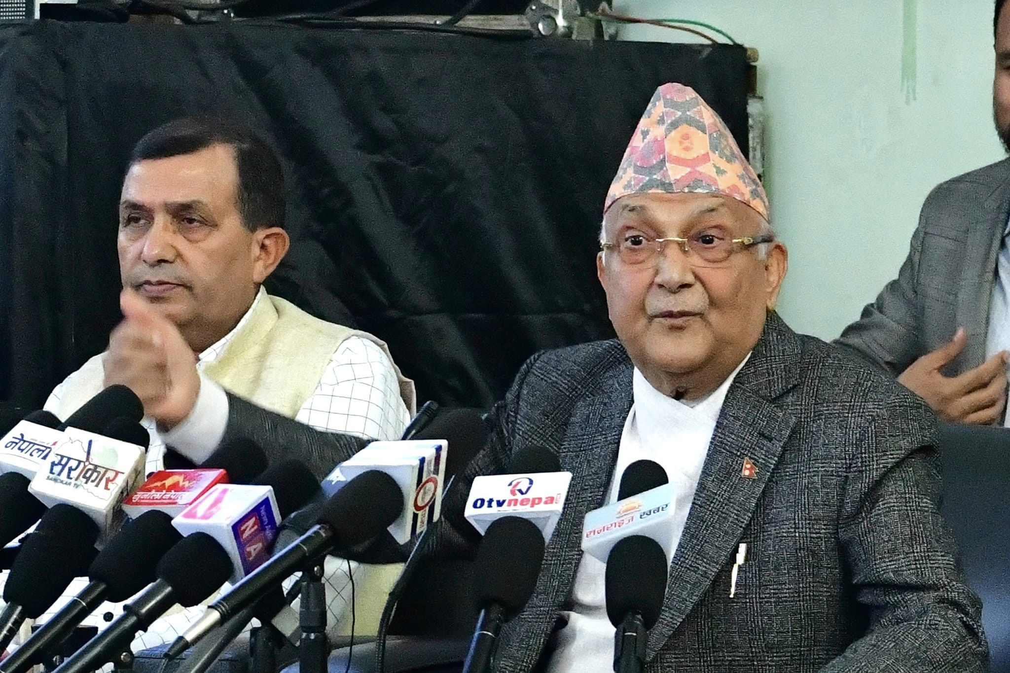 भुटानी शरणार्थी प्रकरण : ओलीको प्रश्न– गिरफ्तार भएका मान्छेलाई किन छाडियो ?